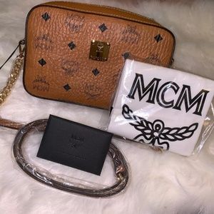 MCM Visetos Original Camera Bag - cognac
